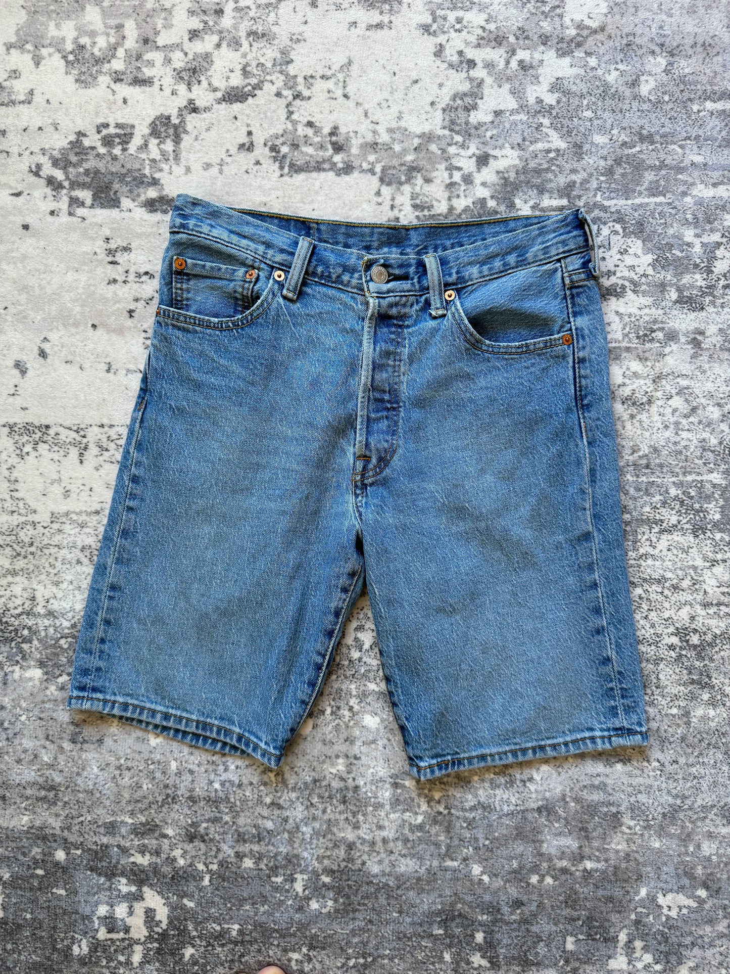 Levis 501 Jeans Shorts womens - 30